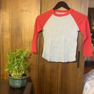 H&M/DIVIDED baseball T